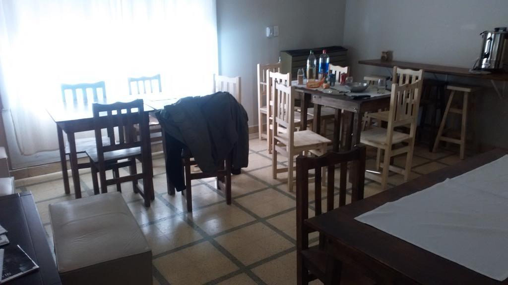 Loica Hostel Puerto Madryn Buitenkant foto