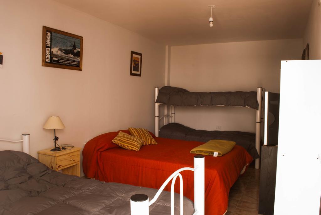 Loica Hostel Puerto Madryn Buitenkant foto