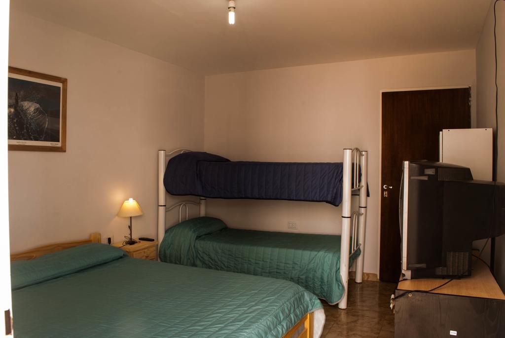 Loica Hostel Puerto Madryn Buitenkant foto