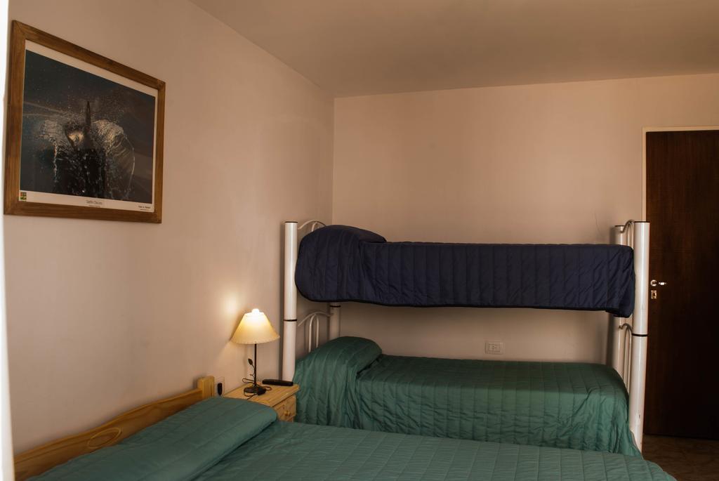 Loica Hostel Puerto Madryn Buitenkant foto